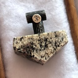 Thors Hammer, Oxyderet Sterlings�lv